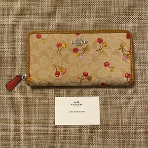 Coach Clutch Wallet